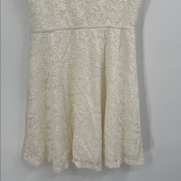 Cream Lace Lace Up Mini Dress Size Large - Picture 7 of 8